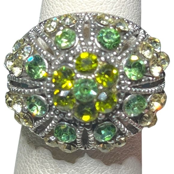 Vintage Green Rhinestone Dome Adjustable Silver Tone Ring - Picture 2 of 8